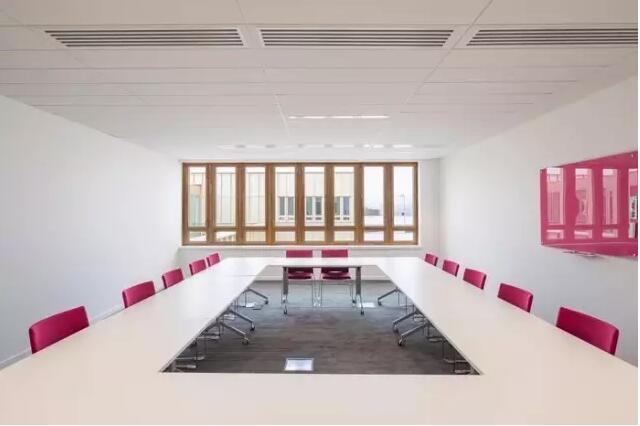 <a href=http://m.gdyjyx.cn/bangonganli/ target=_blank class=infotextkey>合肥辦公室設計</a>